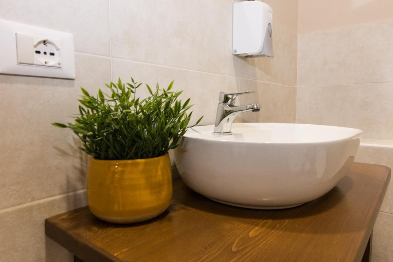 Dimora Lupo_Lifestyle B&B Catánia Buitenkant foto