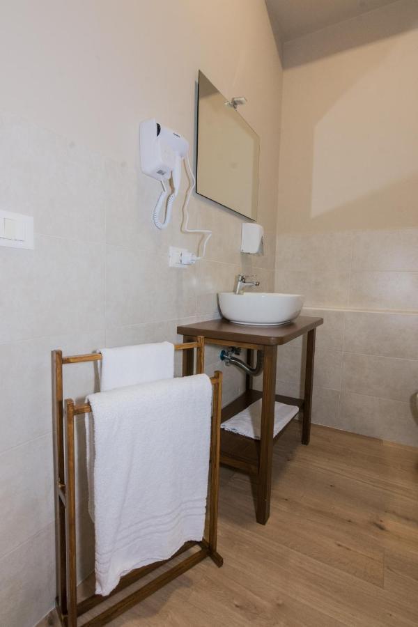 Dimora Lupo_Lifestyle B&B Catánia Buitenkant foto